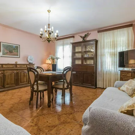 Marusca With Private Pool Near Lucca Dom wakacyjny *